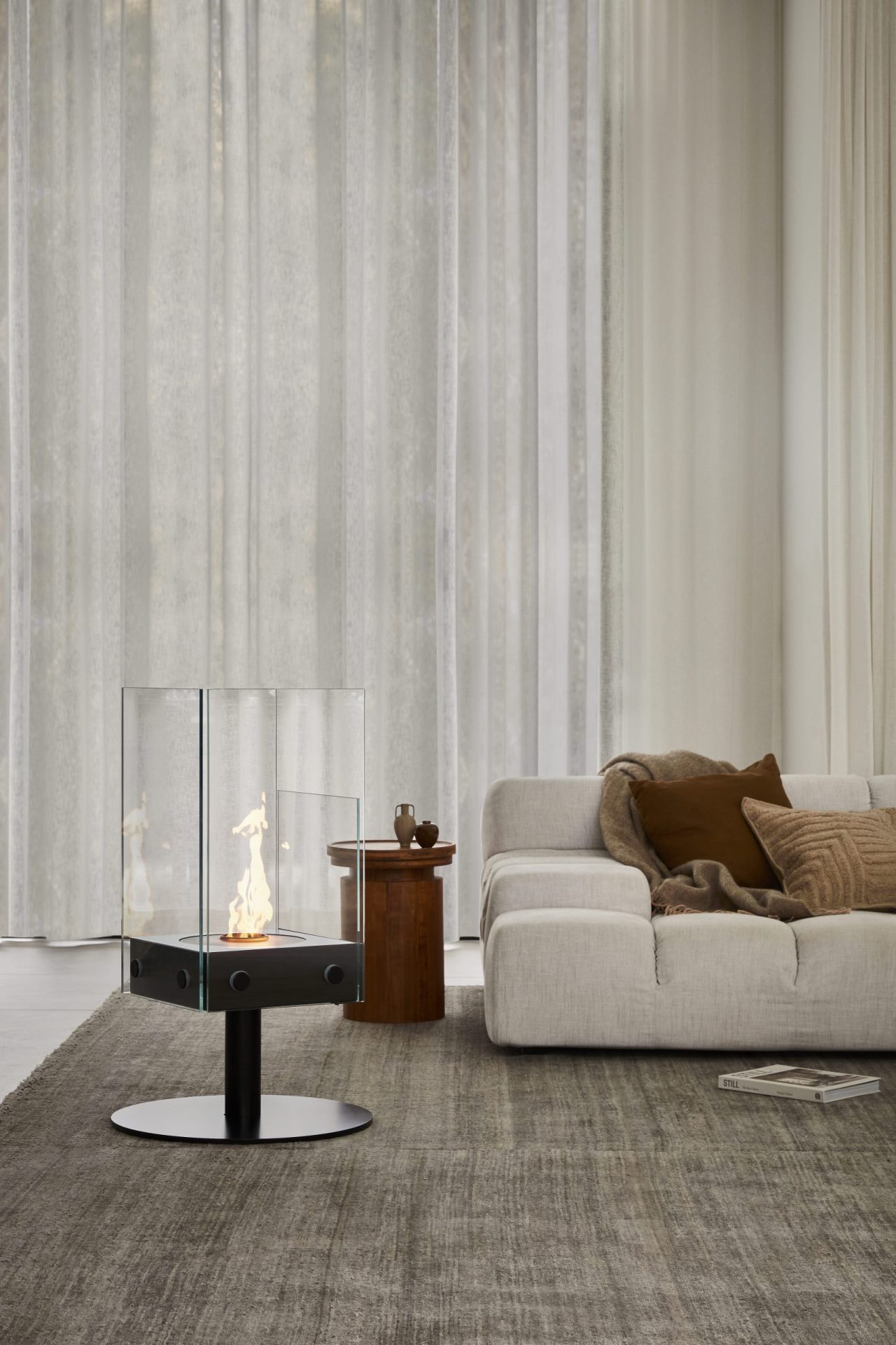 EcoSmart Orbit raised bioethanol fireplace